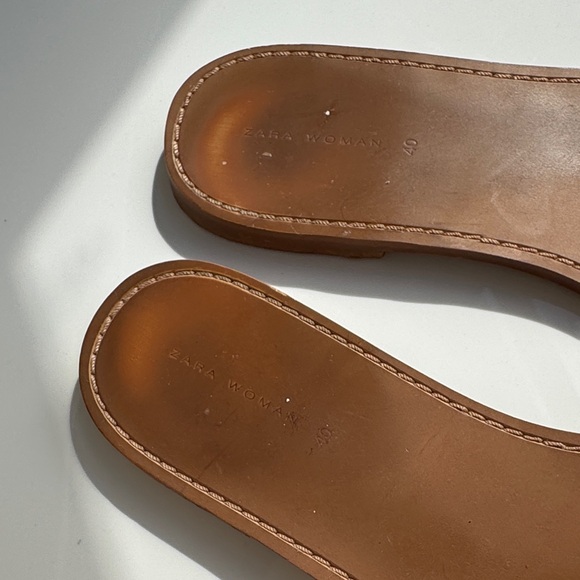 Zara Brown Woven Sandals - Picture 4 of 4